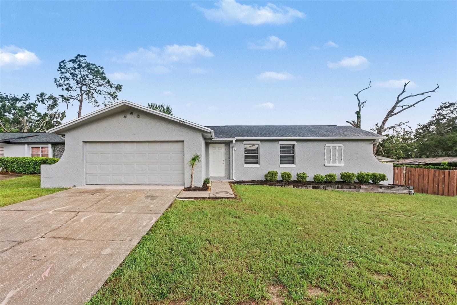 1909 SHANNONWOOD COURT