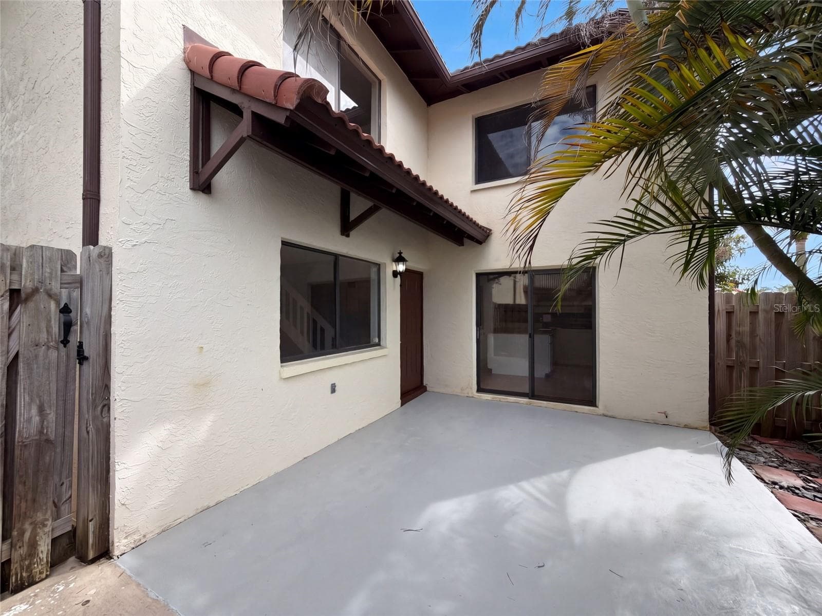 3293 SAND COURT