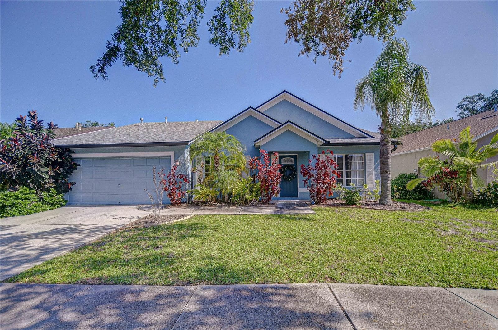 7107 COLONIAL LAKE DR
